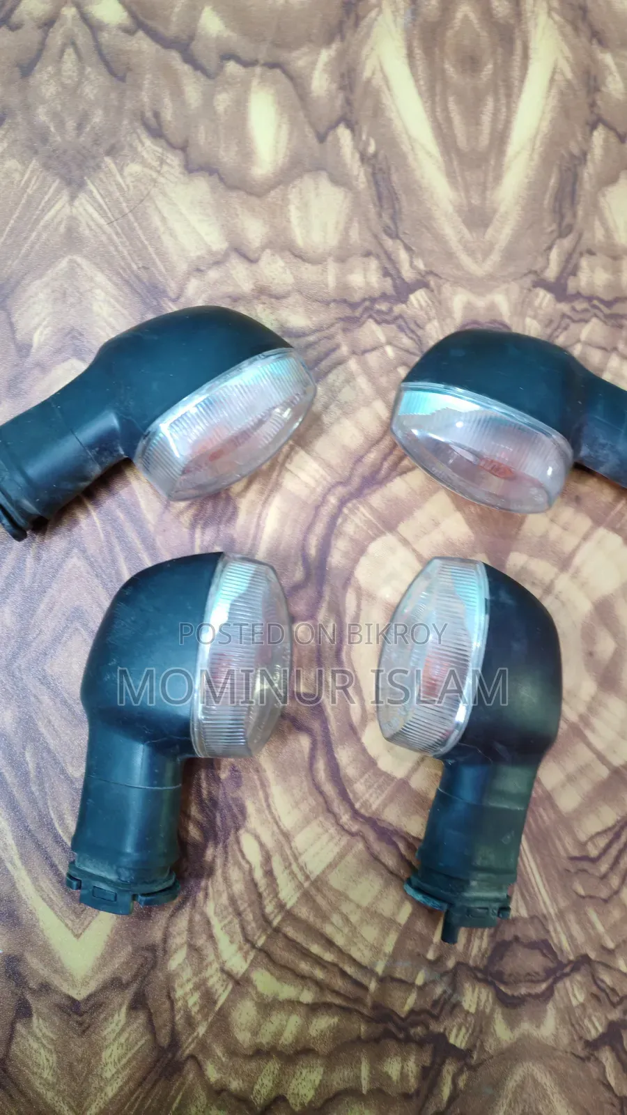 আর১৫ ভি৩ ব্যবহৃত ইন্ডিকেটর ৪টি