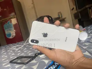 অ্যাপল আইফোন এক্স ২৫৬ জিবি হোয়াইট