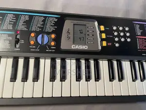 CASIO SA-65 100 Tones | 30 Patterns | 37 Keys | Song Bank Keyboard