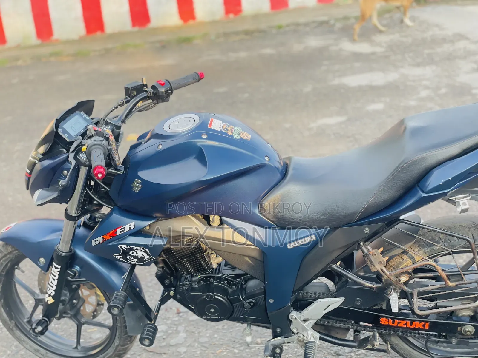 সুজুকি জিক্সার ২০২৪ ব্লু