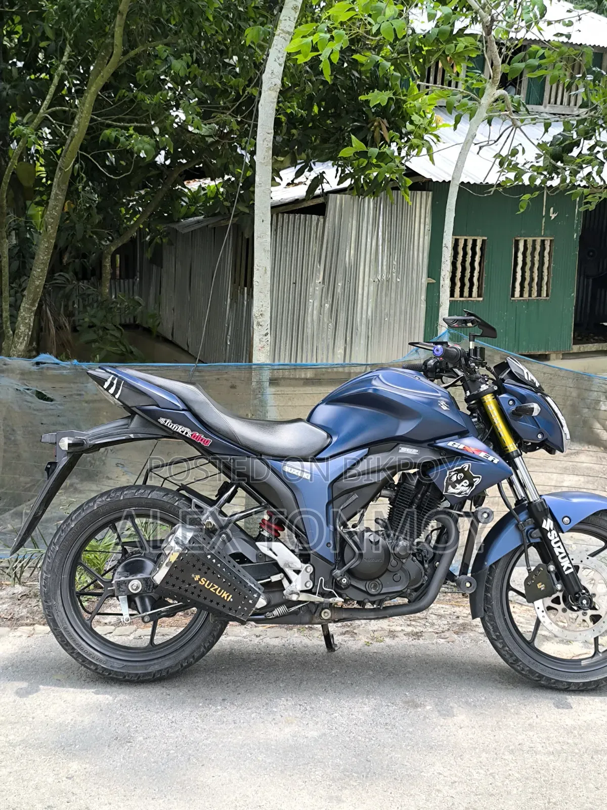 সুজুকি জিক্সার ২০২৪ ব্লু