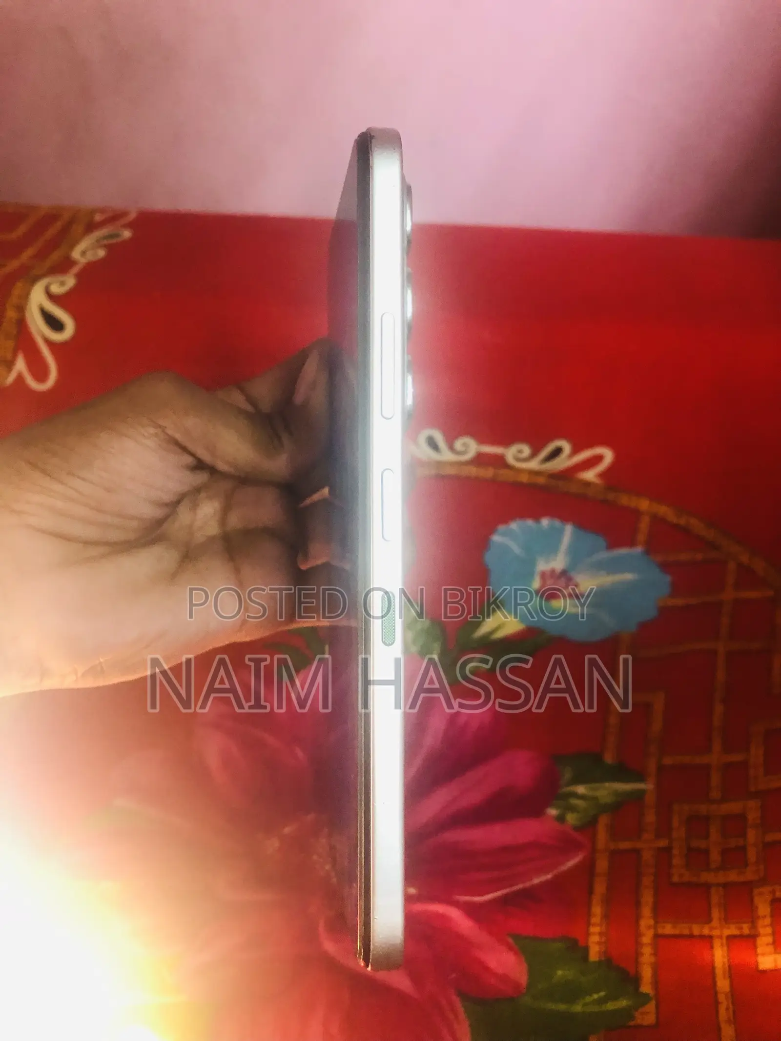 ইনফিনিক্স হট ৬০আই ১২৮ জিবি হোয়াইট