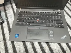 Laptop Lenovo ThinkPad T14s G4 16GB Intel Core i5 SSD 512GB