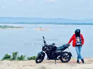 সুজুকি জিক্সার ২০২৩ ব্ল্যাক