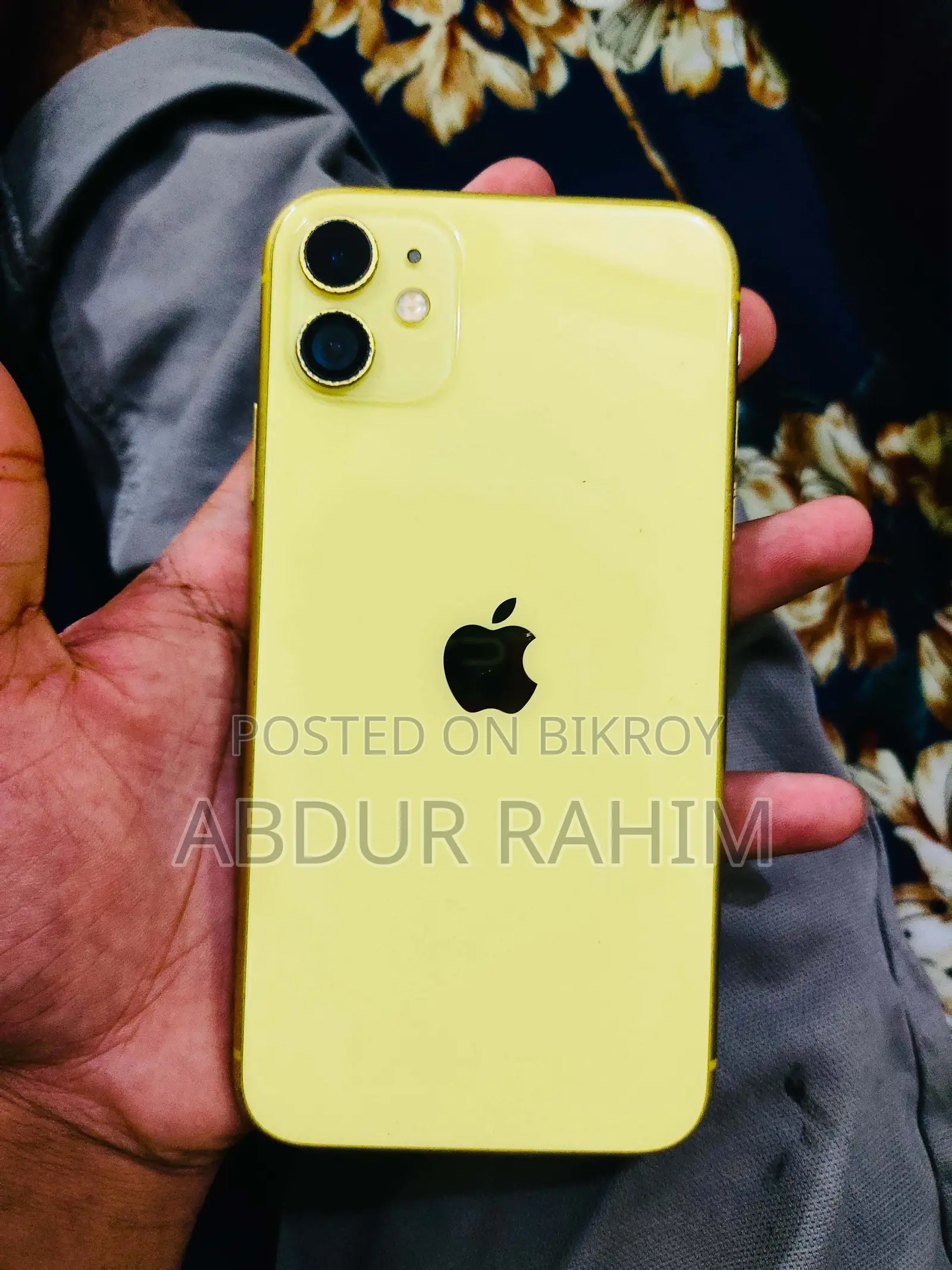 Apple iPhone 11 128 GB Yellow