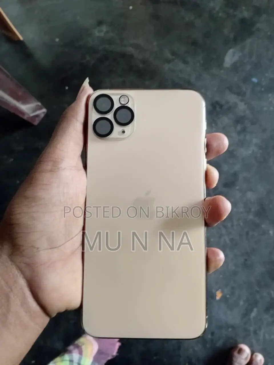 Apple iPhone 11 Pro Max 64 GB Gold