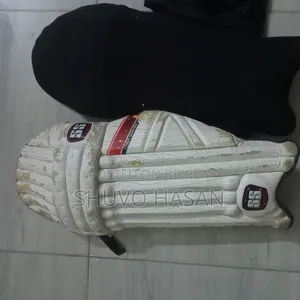 Cricket Equipment