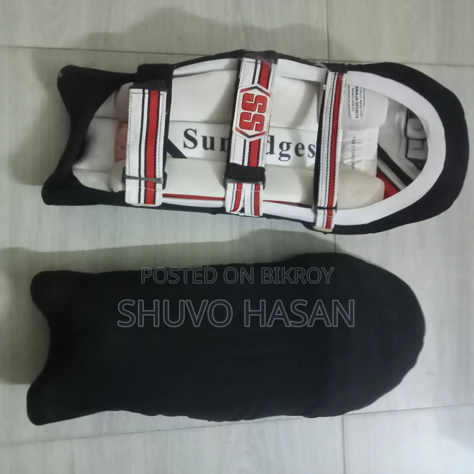 Cricket Equipment