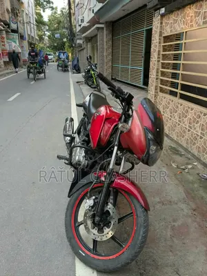 বাজাজ পালসার ১৫০ ২০১২ রেড