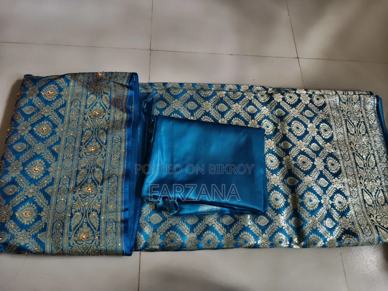 ব্যবহৃত শাড়ি