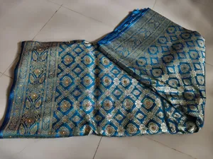 ব্যবহৃত শাড়ি
