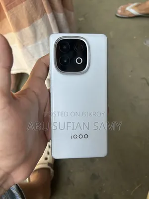 iQOO Z10 256 GB White