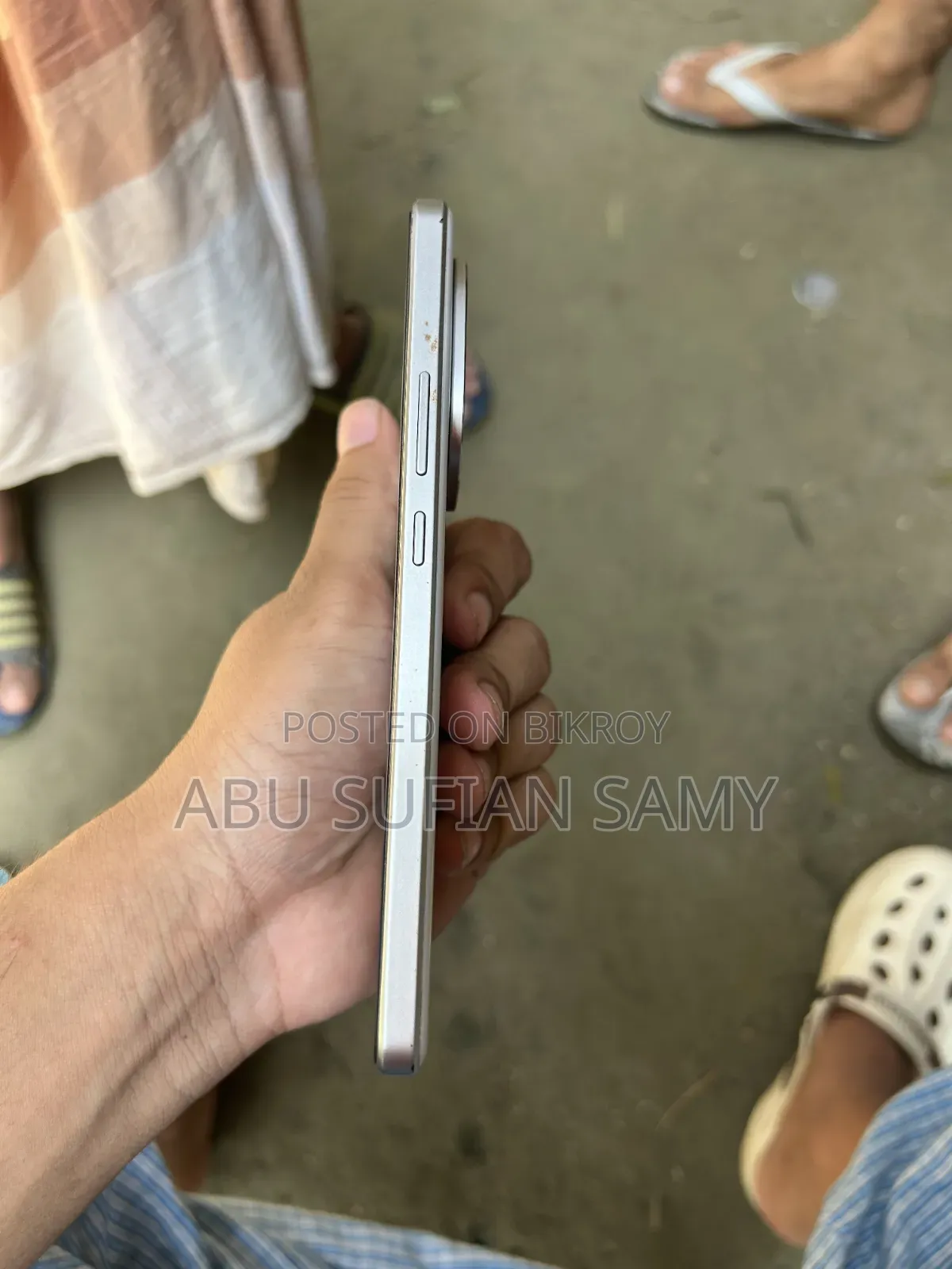 iQOO Z10 256 GB White