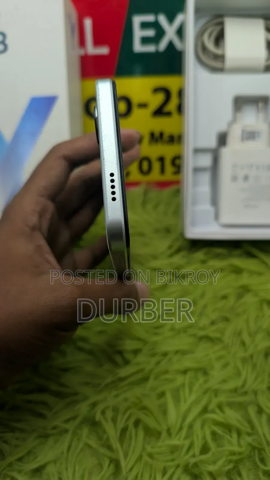 Vivo Y18 128 GB Blue