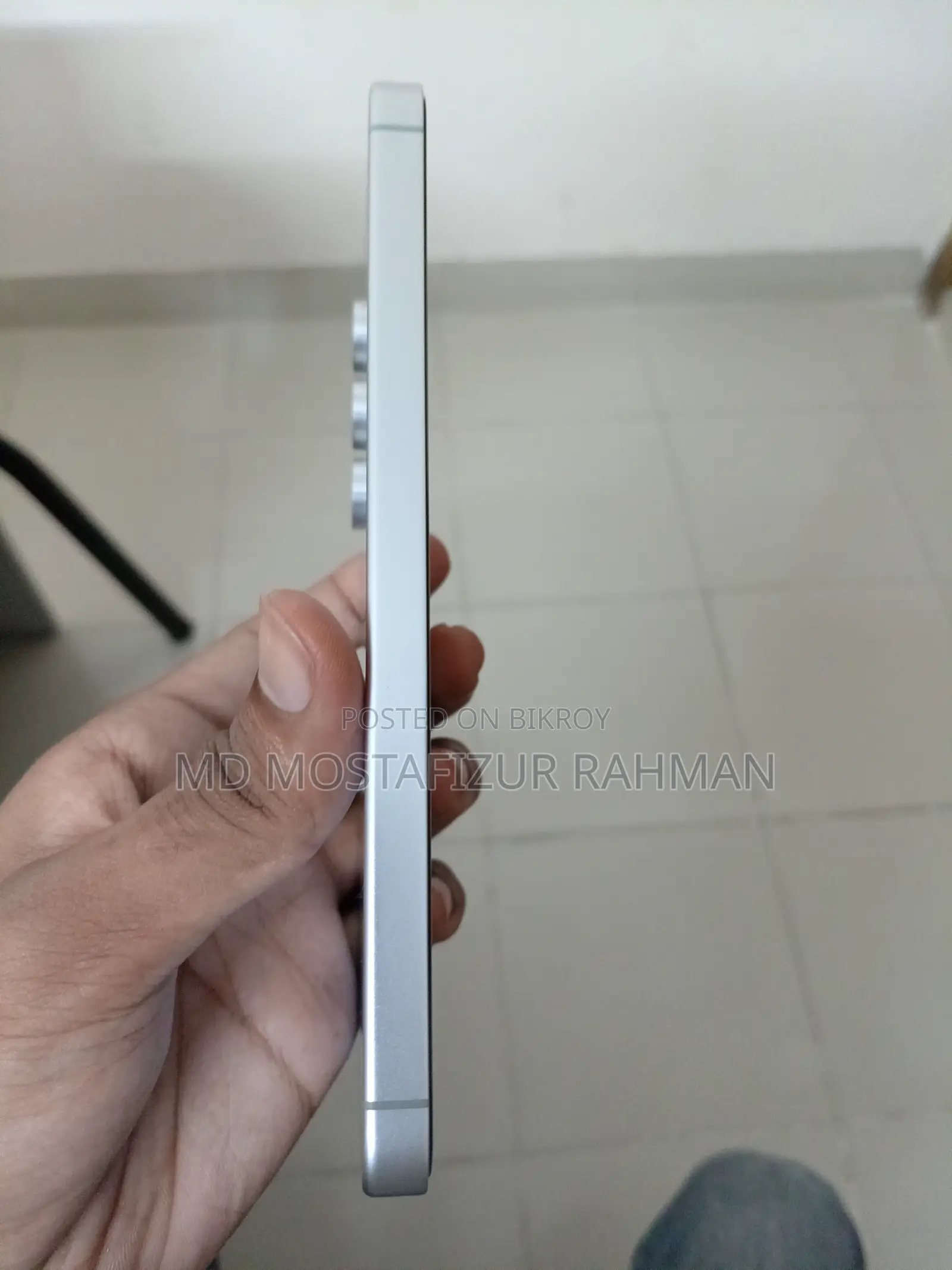 নতুন স্যামসাং গ্যালাক্সি এস২৪ এফই ১২৮ জিবি