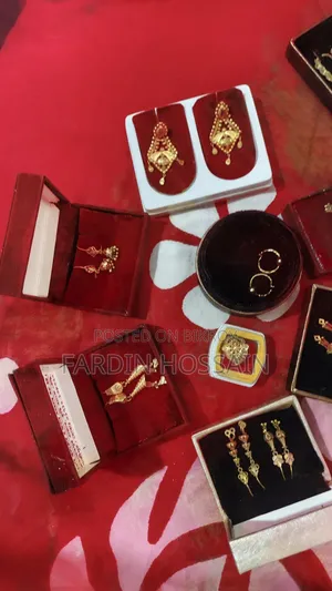গোল্ড সেল পোস্ট