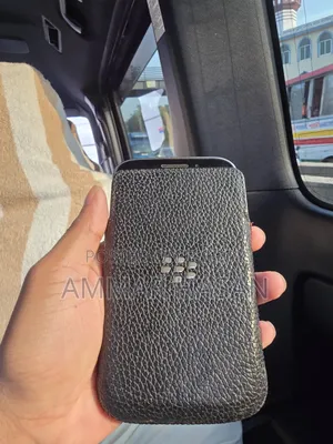 ব্ল্যাকবেরি ক্লাসিক ১৬ জিবি কালো