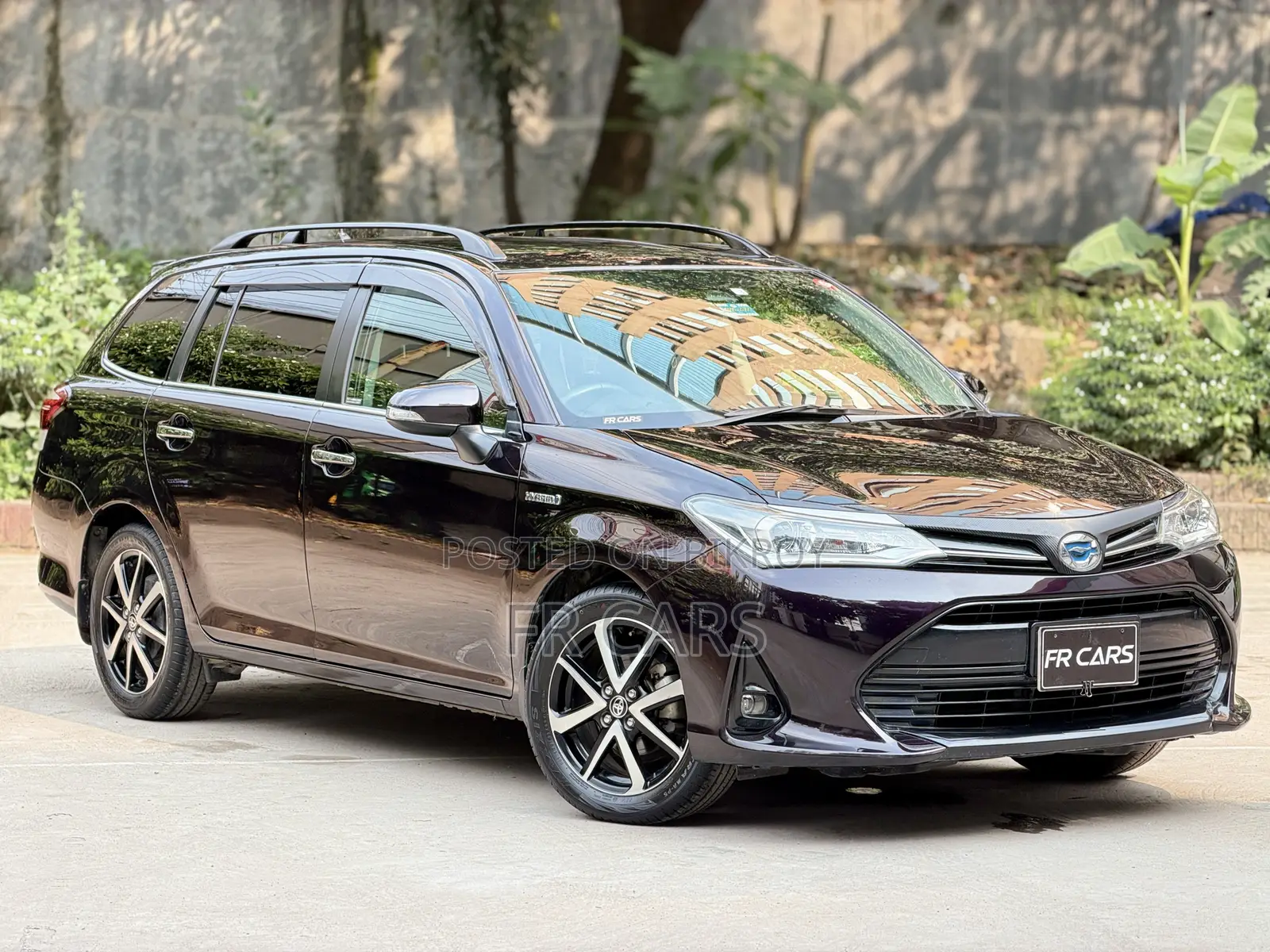 Toyota Corolla Fielder 1.5 Hybrid FWD 2018 Purple