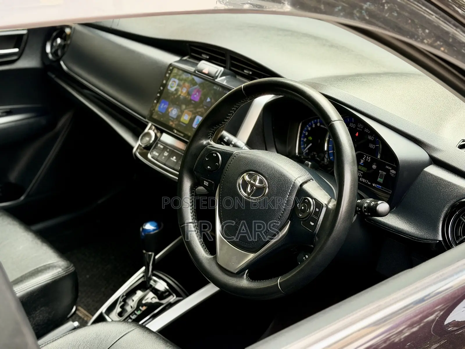 Toyota Corolla Fielder 1.5 Hybrid FWD 2018 Purple