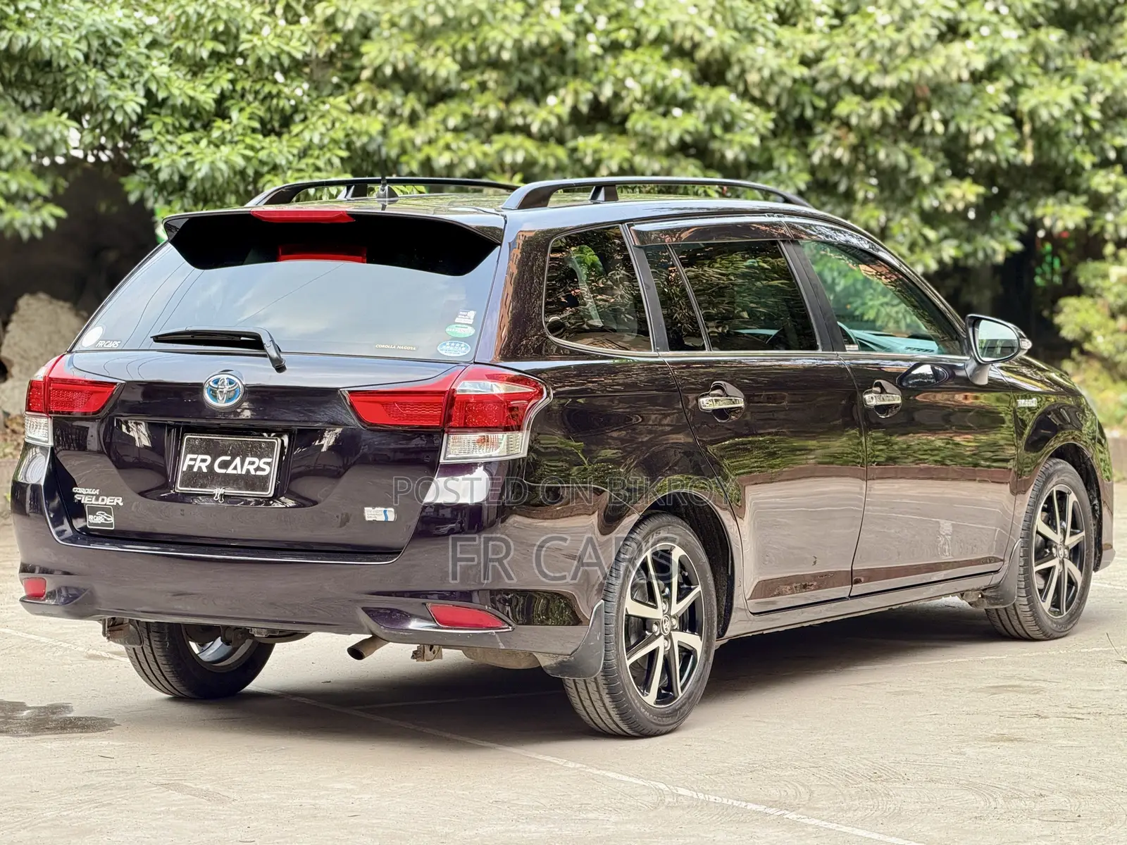 Toyota Corolla Fielder 1.5 Hybrid FWD 2018 Purple