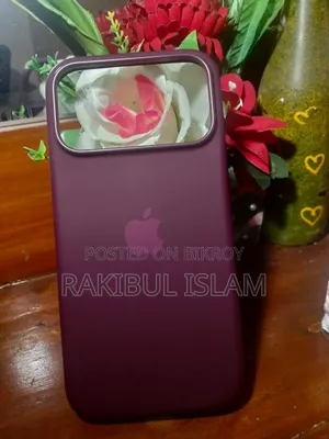 iPhone 18 Pro Max And 40w Original Charger + Backpart