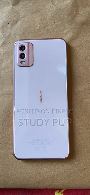 Nokia C32 128 GB Pink