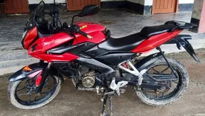 Bajaj Pulsar NS 160 2018 Red
