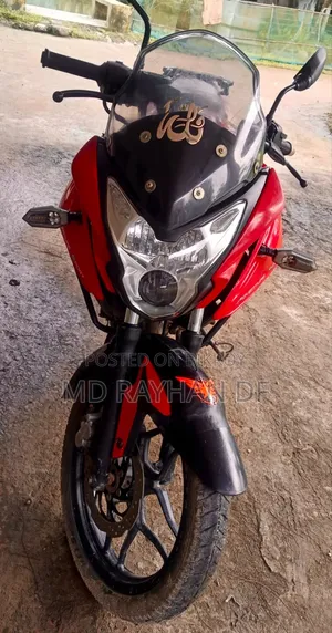 Bajaj Pulsar NS 160 2018 Red