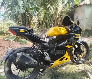 নতুন সুজুকি জিএসএক্স-আর১৫০ ২০১৮ ইয়েলো