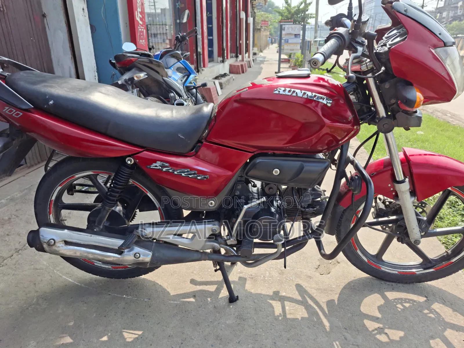 রানার বুলেট ১০০ ২০১৭ রেড