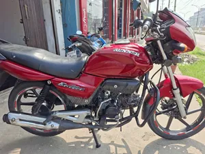 রানার বুলেট ১০০ ২০১৭ রেড