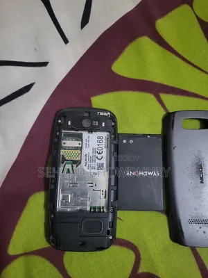 নকিয়া আশা ৩০৫ কালো