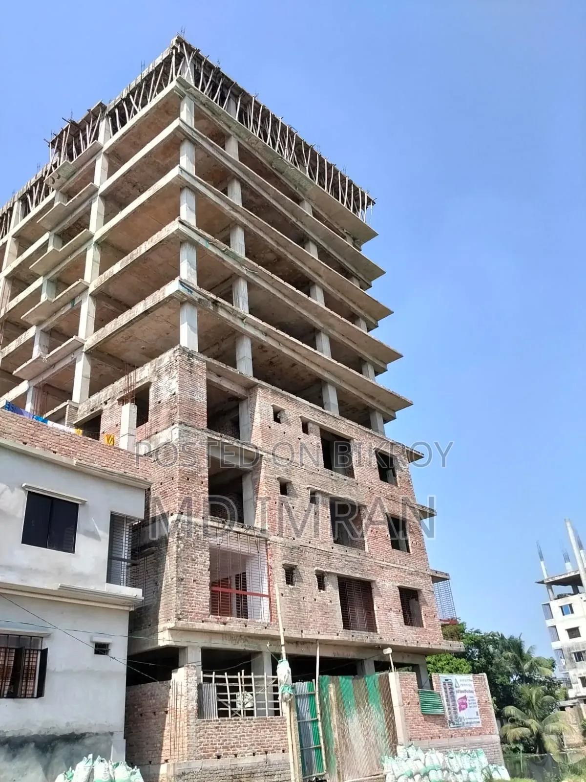 গাজীপুর সদর-এর হাজি রিয়াজউদ্দিন টাওয়ার-এ ৩ বেডরুমের ফ্ল্যাট ব্লক বিক্রয়ের জন্য