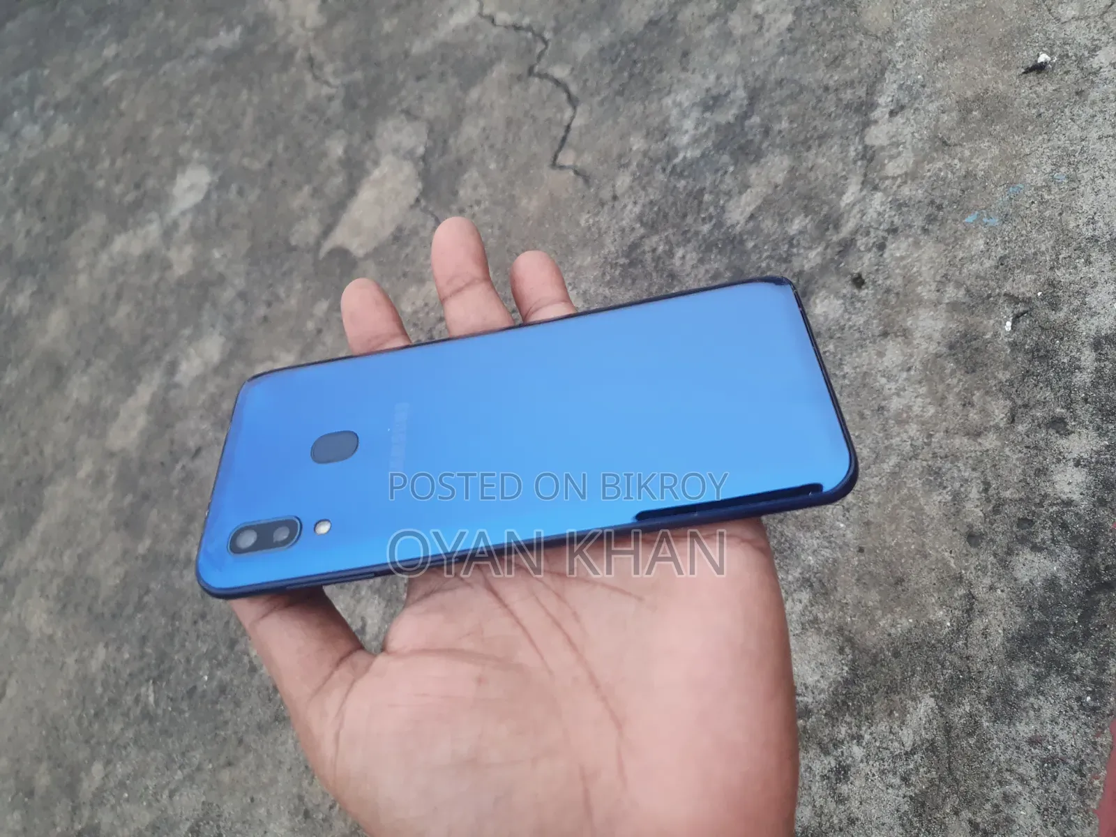 New Samsung Galaxy A20 32 GB Blue