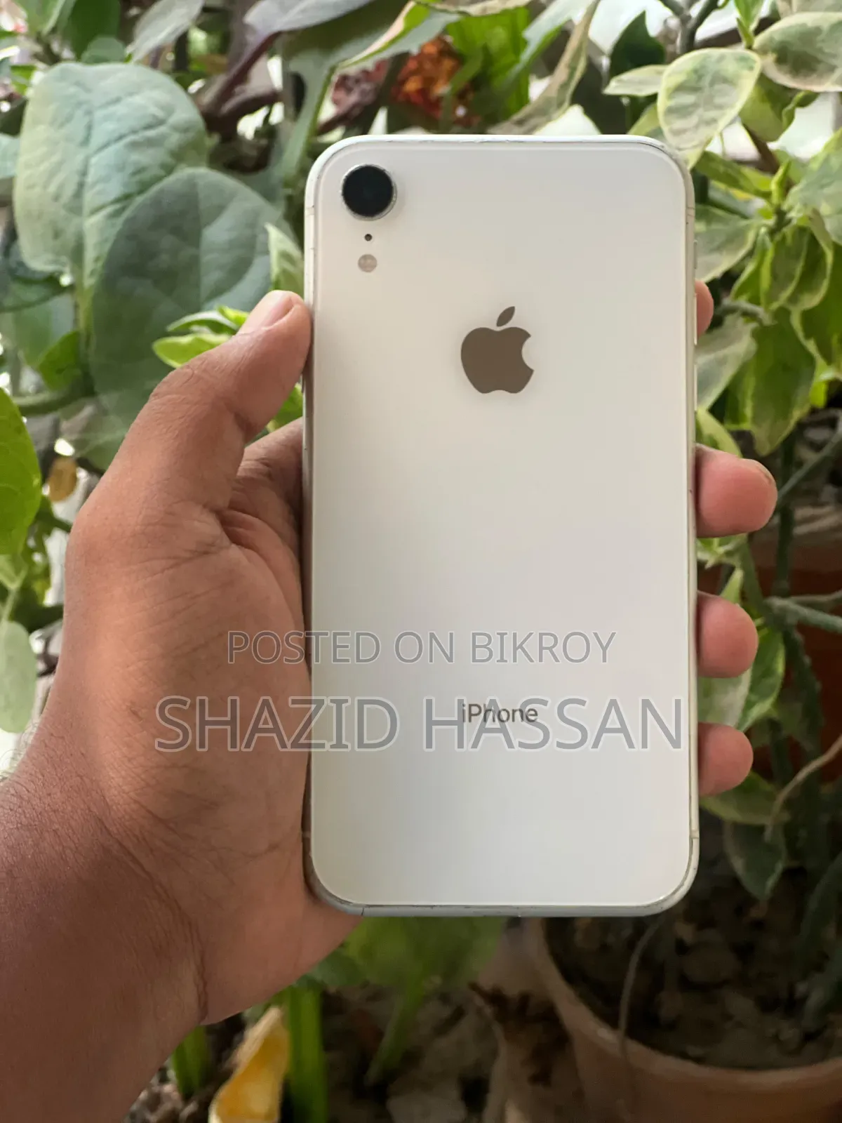 অ্যাপল আইফোন এক্সআর ৬৪ জিবি হোয়াইট