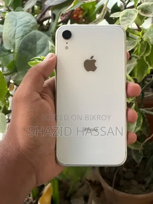 অ্যাপল আইফোন এক্সআর ৬৪ জিবি হোয়াইট