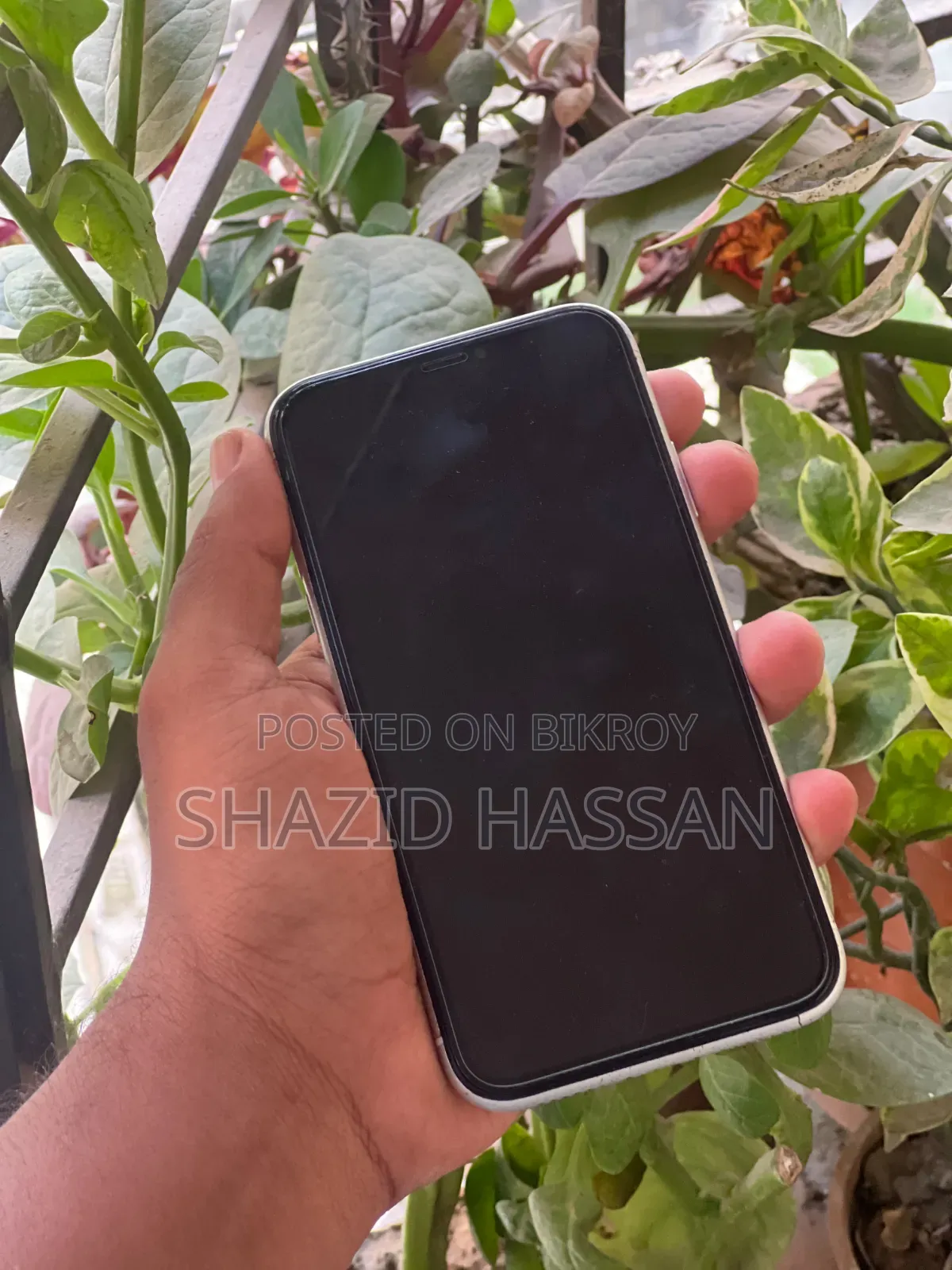 অ্যাপল আইফোন এক্সআর ৬৪ জিবি হোয়াইট