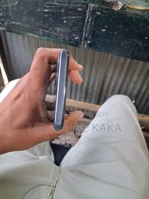 রিয়েলমি নারজো ৫০ ৬৪ জিবি কালো