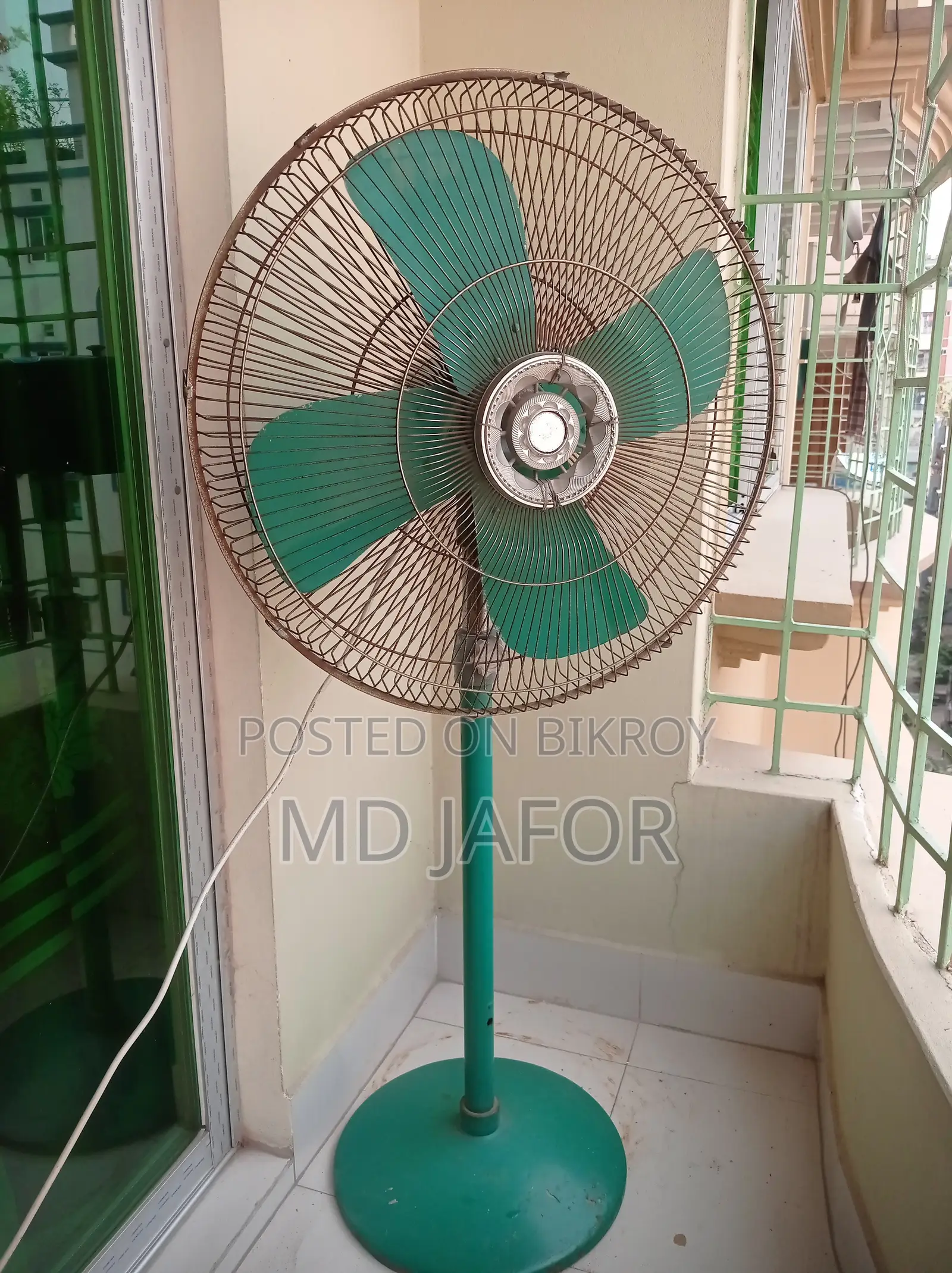 প্যাডস্ট্যান্ড ফ্যান