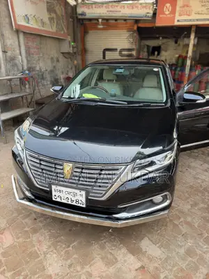 টয়োটা প্রমিও ২০১০ কালো