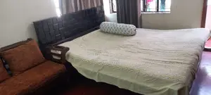 খাট ৭×৬ ফুট (ম্যাট্রেসসহ)