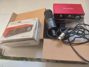 ফোকাসরাইট স্কারলেট ২আই২ ৩য় জেন + অডিও-টেকনিকা এটি২০৩৫ মাইক স্ট্যান্ডসহ