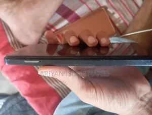 টেকনো ক্যামন ২০ ২৫৬ জিবি নীল