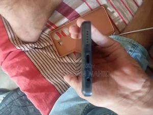 টেকনো ক্যামন ২০ ২৫৬ জিবি নীল