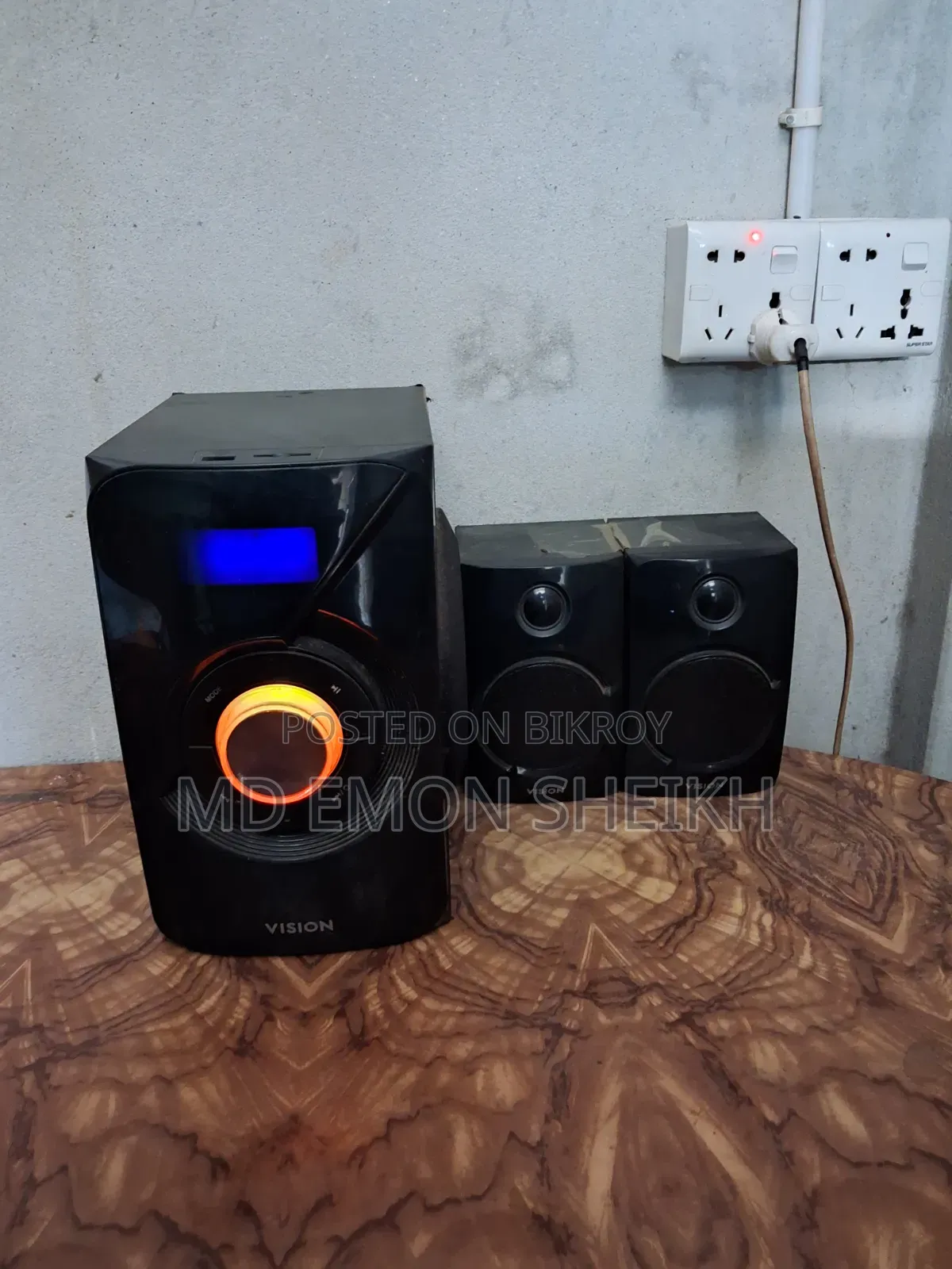 Vision Computer Sound Box.