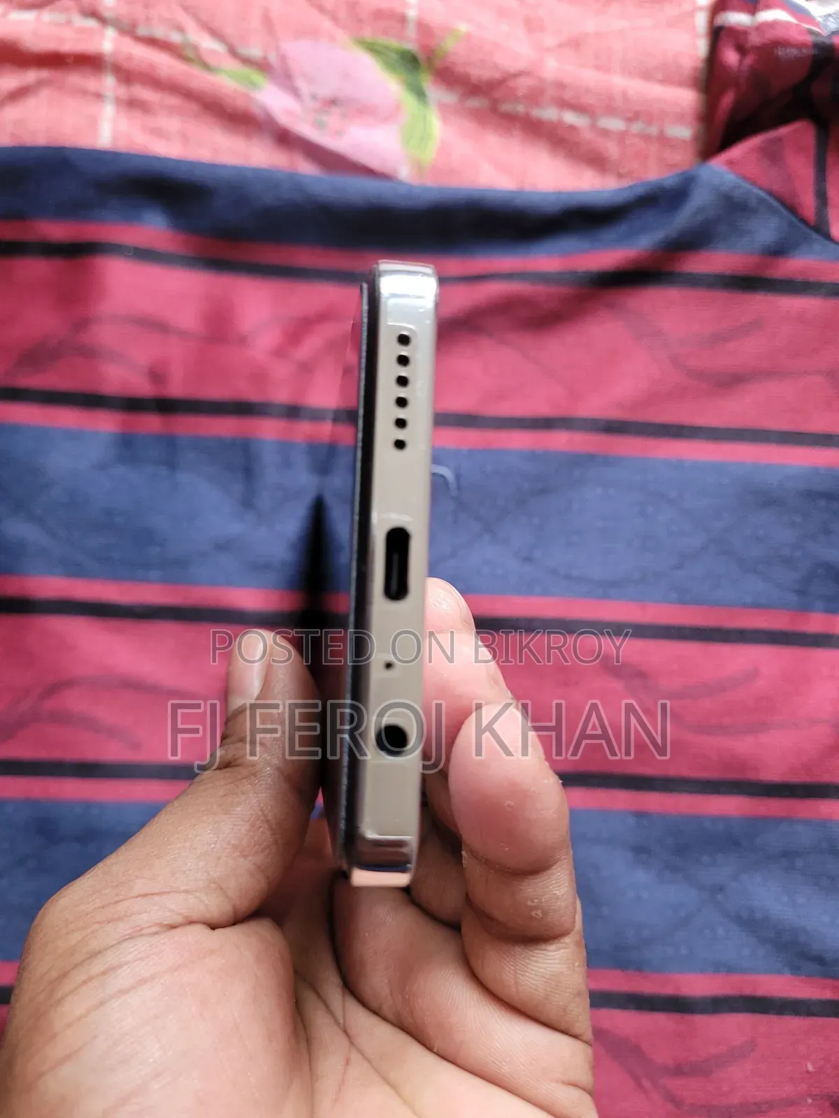 Tecno Camon 20 Pro ২৫৬ জিবি সাদা