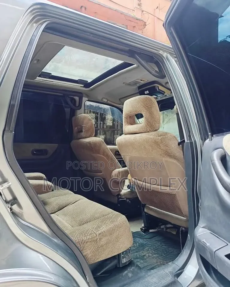 Honda CR-V 2.0 Automatic 2000 Gray