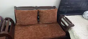 Mahogany Wood 5-Seat Sofa (2x2x1)