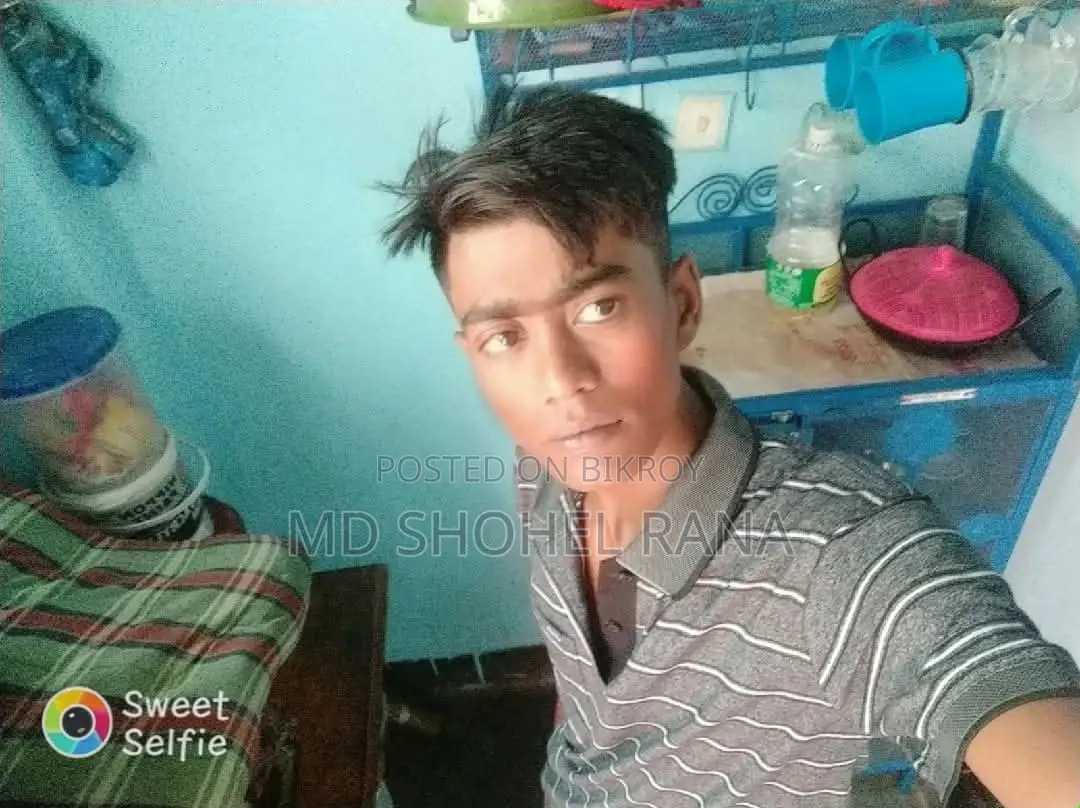 জরুরি নিয়োগ: পিক-আপ ড্রাইভার (মাঝারি ও ছোট গাড়ি