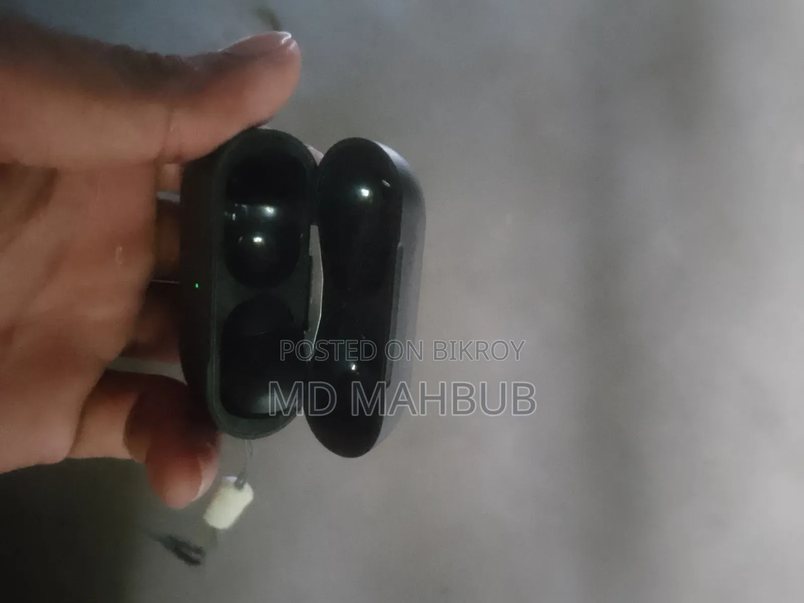 এয়ার বাডস প্রো